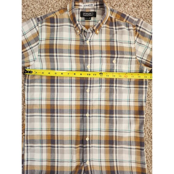 EZEKIEL Men's Short Sleeve Button Down Flannel Plaid Shirt w/ Pocket Size Small - Picture 5 of 6